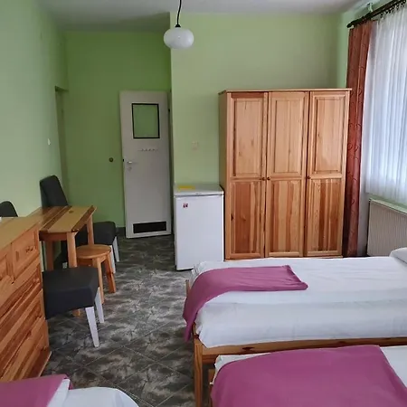 Dom Wczasowy Port Pensjonat *